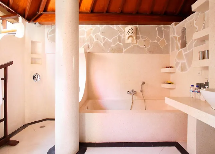 Sansam Villa